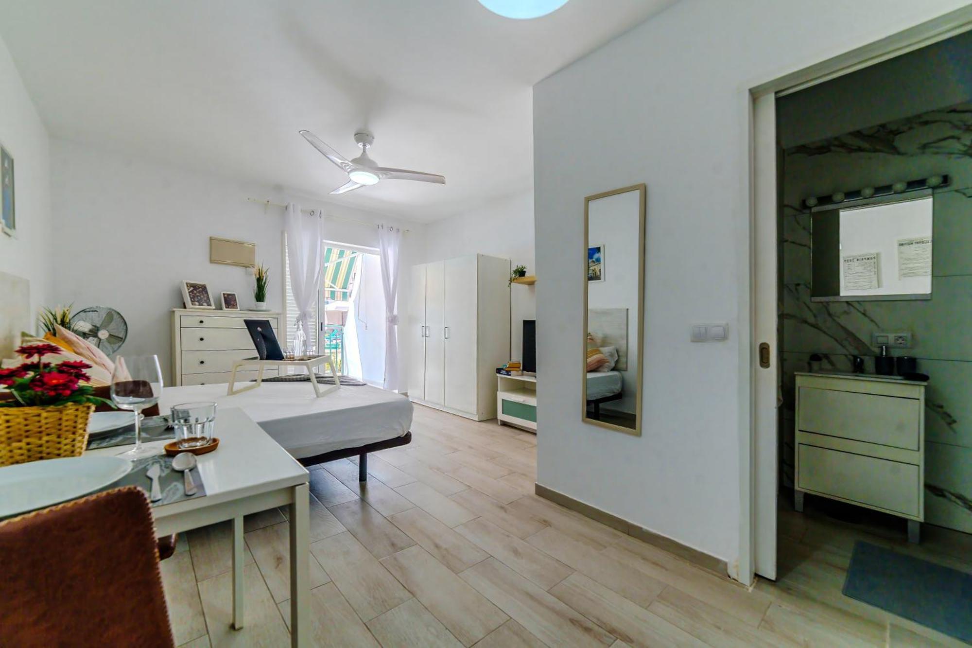 Comodo Y Acogedor Estudio En Tenerife Sur アロナ エクステリア 写真